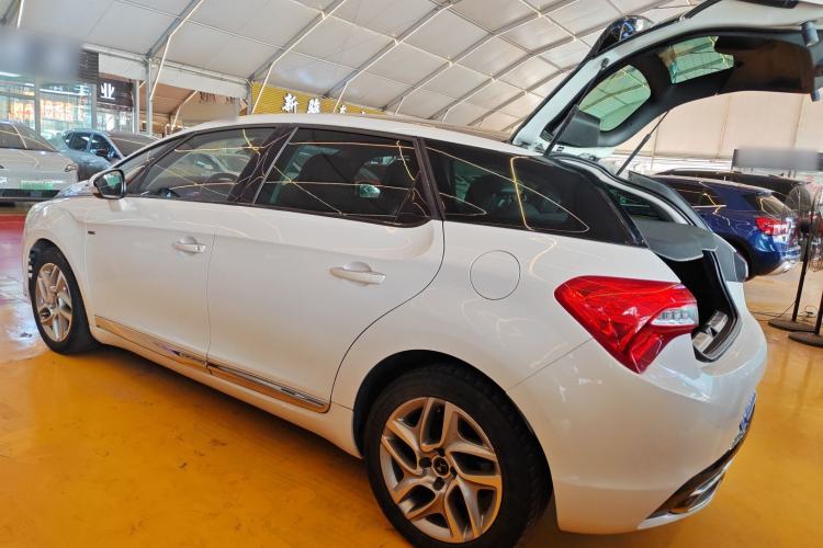 Used  5 2015 1.6T Elegant Edition THP160