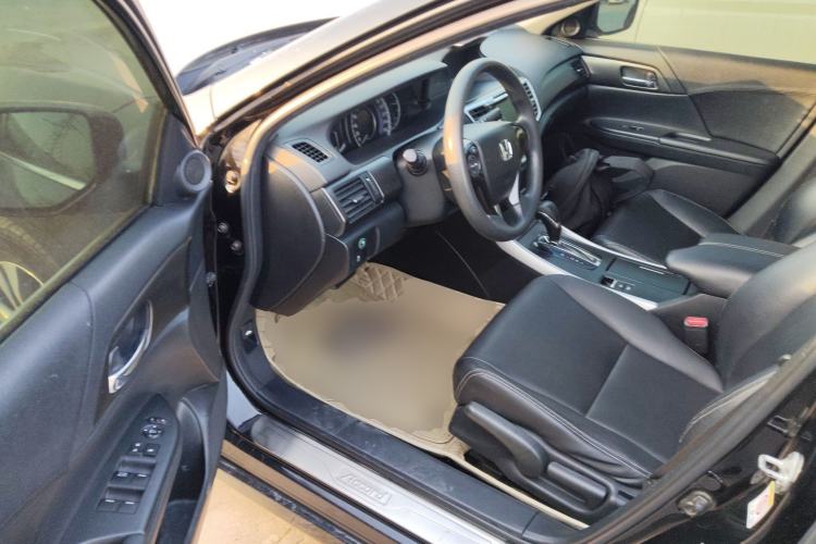 Used Honda Accord 2015 2.0L LX Comfort Edition