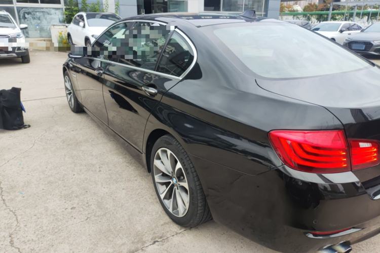 Used BMW 5 Series 2017 525Li Leading Model
