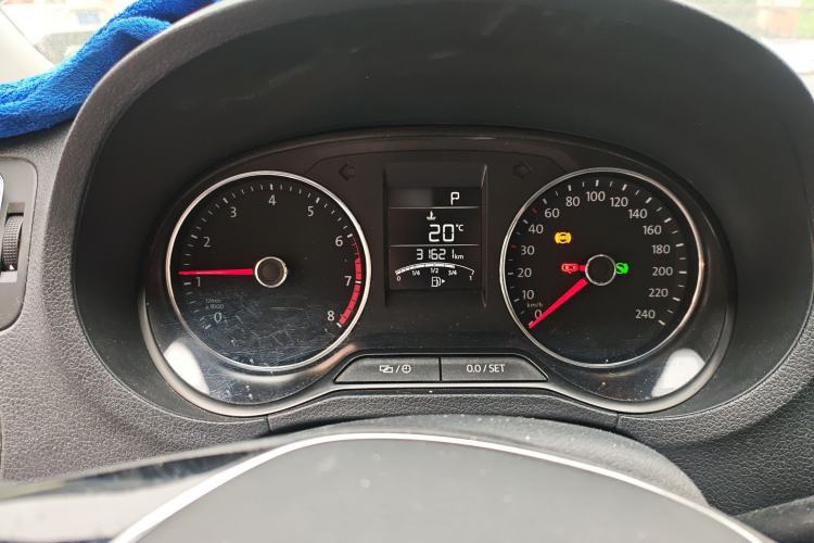 Used Volkswagen Polo 2016 1.6L Automatic Comfort Model