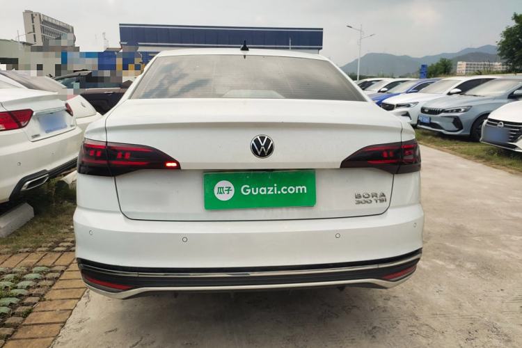 Used Volkswagen Bora 2023 300TSI DSG Prestige Edition
