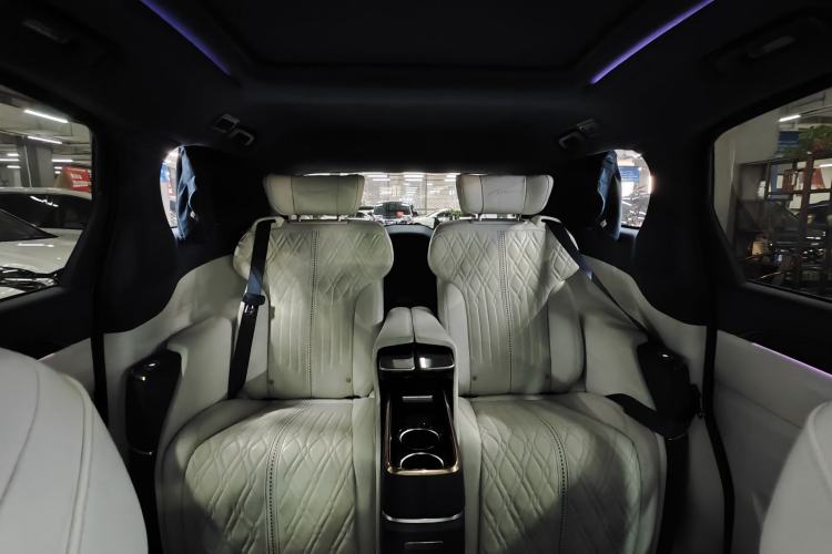 Used Buick GL8 2020 Avenir Avia Four-Seat Luxury Edition