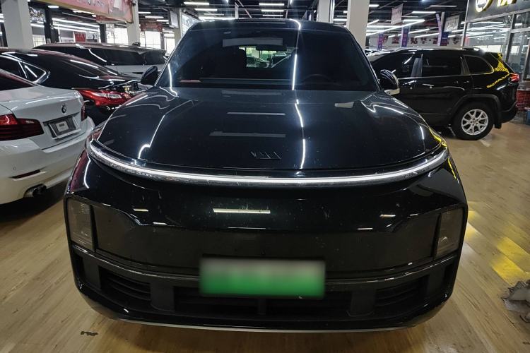 Used Li Auto L8 2024 PRO Model
