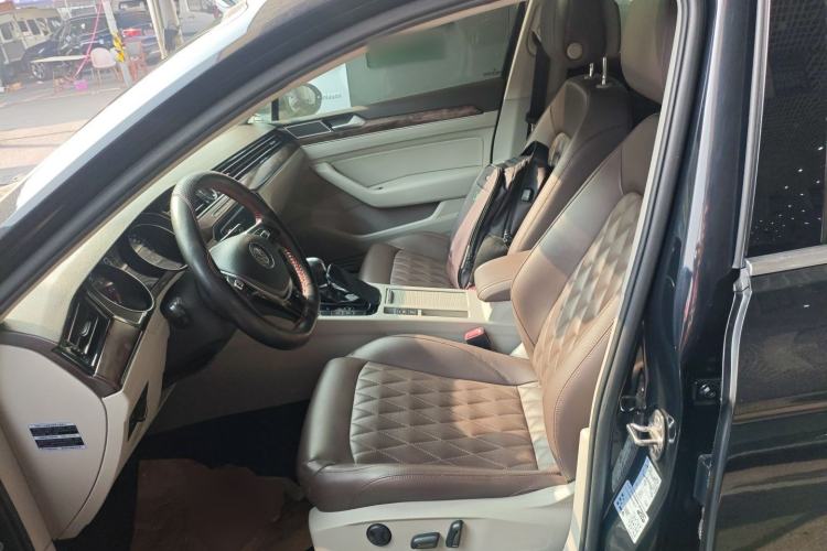 Used Volkswagen Magotan 2017 380TSI DSG Luxury Model