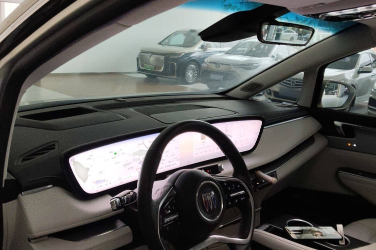 Used Buick GL8 New Energy 2024 Lu Zun Luxury Edition 7-Seater
