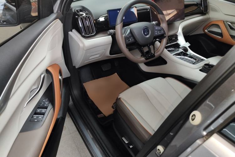 Used BYD Song Pro New Energy 2023 Champion Edition DM-i 110KM Excellence Model
