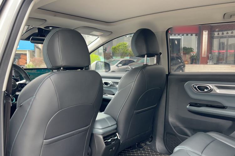 Used AION Y 2023 Plus 510 Smart Edition
