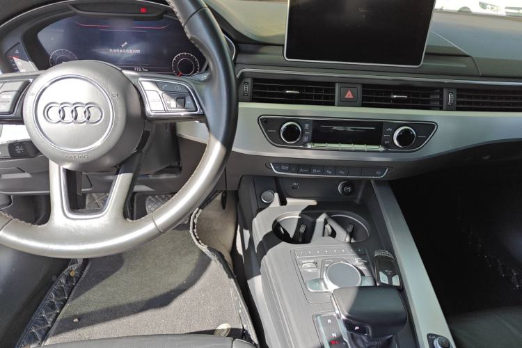 Used Audi A4L 2019 40 TFSI Fashion Version China V
