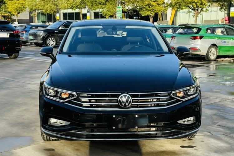 Used Volkswagen Magotan 2020 330TSI DSG Leading Model
