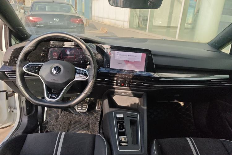 Used Volkswagen Golf 2023 280TSI DSG R-Line Lite
