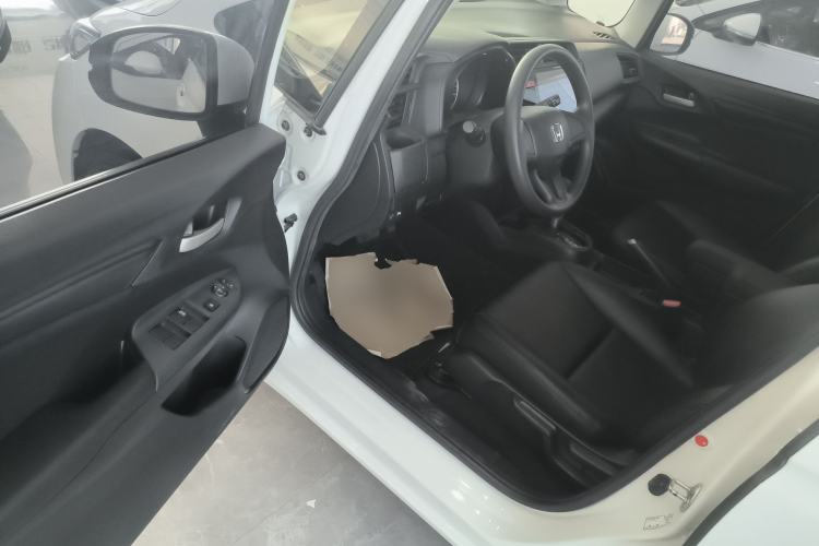 Used Honda Fit 2016 1.5L LXS CVT Comfort Sunroof Version
