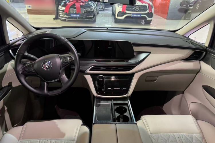 Used Buick GL8 2021 ES Landtrek 653T Comfort Edition