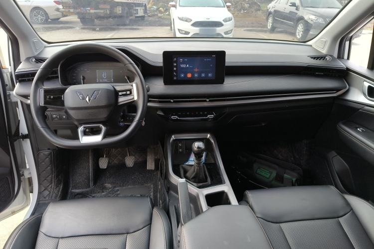 Used Wuling Jiachen 2022 1.5L Manual Comfort Edition
