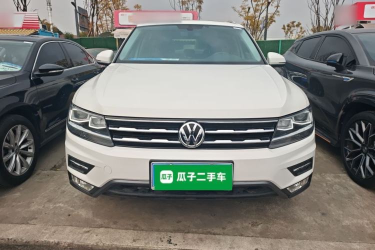 Used Volkswagen Tiguan L 2019 330TSI Automatic Two-Wheel Drive Smart Luxury Version China VI Standard
