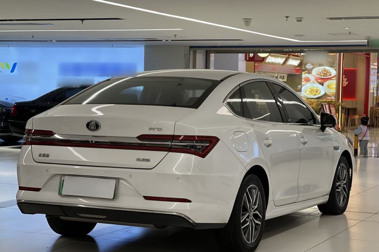 Used BYD Qin Pro New Energy 2019 DM Super Edition 1.5TI Automatic Smart Connect Prestige Model China VI Standard
