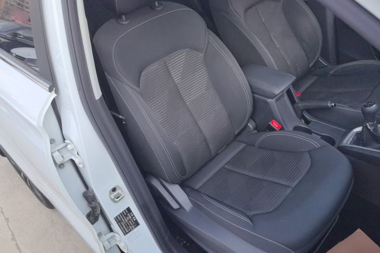 Used Roewe RX3 2020 1.6L Manual 4G Connect Super-Fresh Elite Edition
