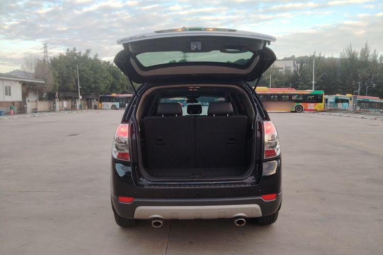 Used Chevrolet Captiva 2014 2.4L 4x4 Flagship Edition 7 Seats