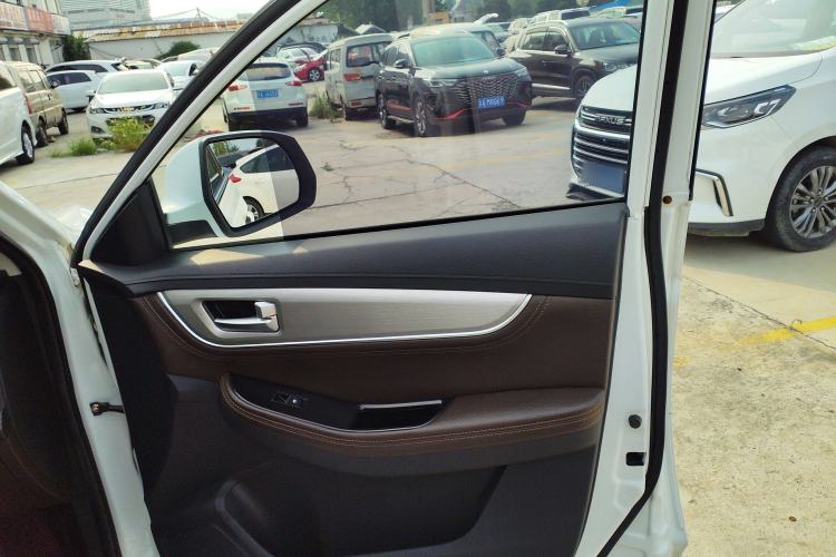 Used FORTHING Joyear X5 2017 Jingxiang Series 1.5T CVT Luxury Model
