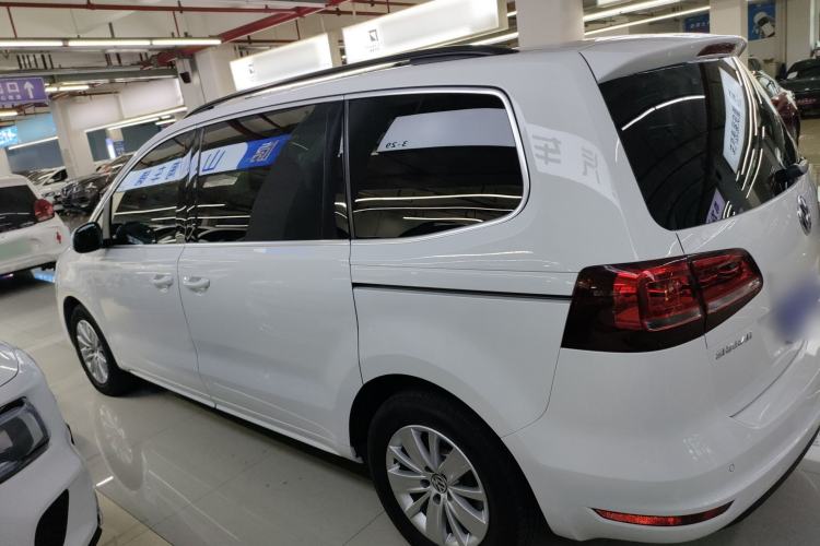 Used Volkswagen Sharan 2016 280TSI Enjoyment Model 7-Seater
