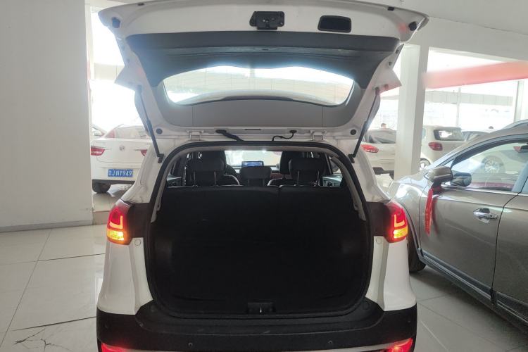 Used  Refine S3 2017 1.5L Manual Luxury Smart Model
