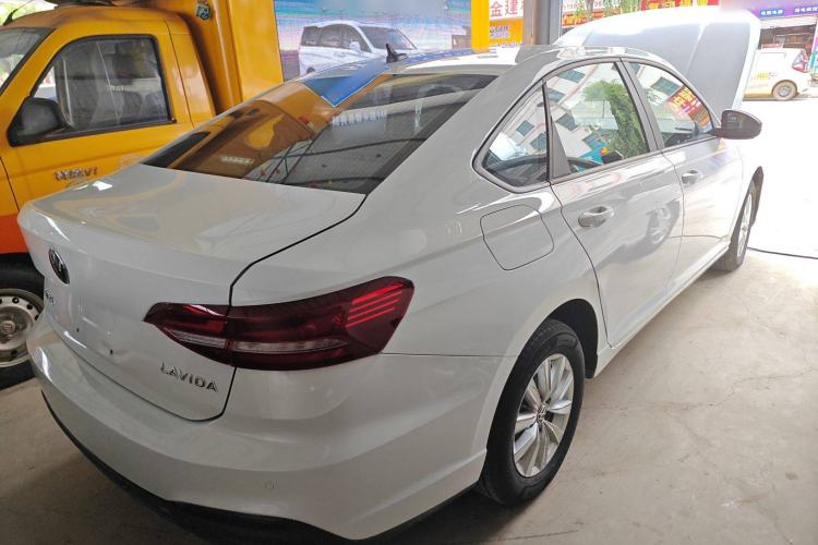 Used Volkswagen Lavida 2022 1.5L Automatic Fashion Edition
