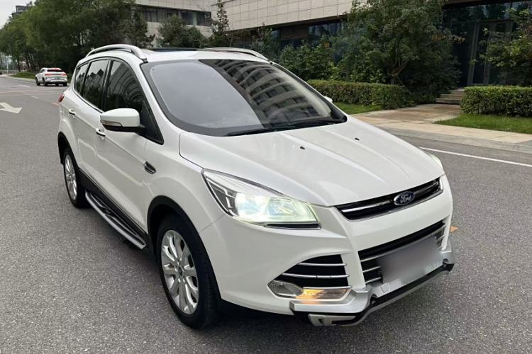 Used Ford Kuga 2015 2.0L GTDi Four-Wheel Drive Elite Model
