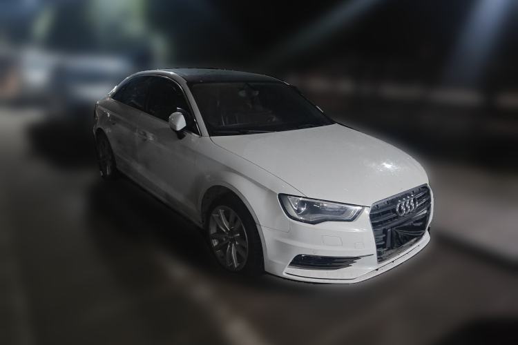 Used Audi A3 2015 Limousine 40 TFSI Automatic Comfort Model
