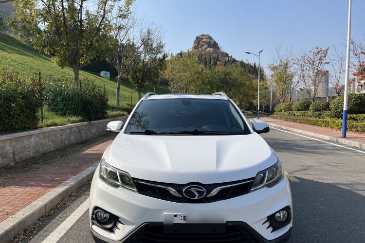 Used Soueast DX3 2016 1.5L Manual Luxury Version
