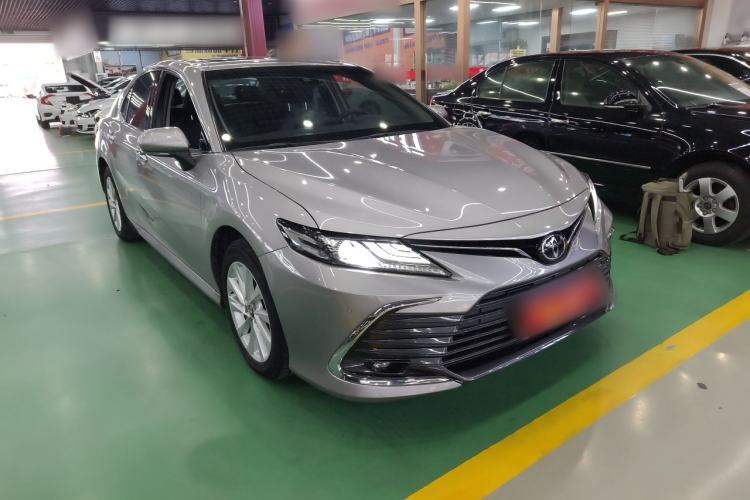 Used Toyota Camry 2021 2.0G Luxury Edition
