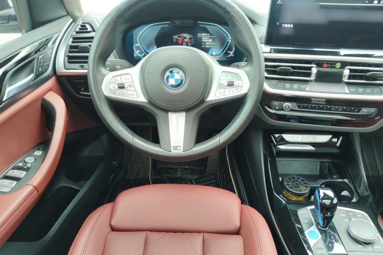 Used BMW iX3 2022 Leading Model
