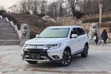 Used Mitsubishi Outlander 2019 2.4L 4x4 Zhi Xiang Edition 5 Seats China VI Standard