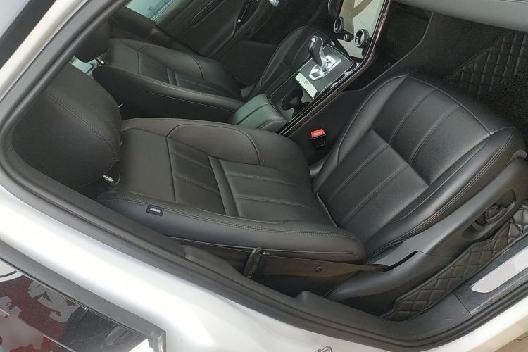 Used Land Rover Range Rover Evoque 2020 249 PS R-DYNAMIC SE Sport Technology Edition