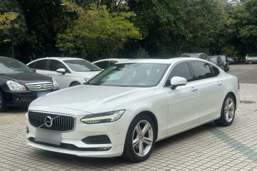 Used Volvo S90 2018 T4 Zhiyuan Edition