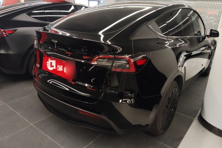 Used Tesla Model Y 2022 Rear-Wheel-Drive Version
