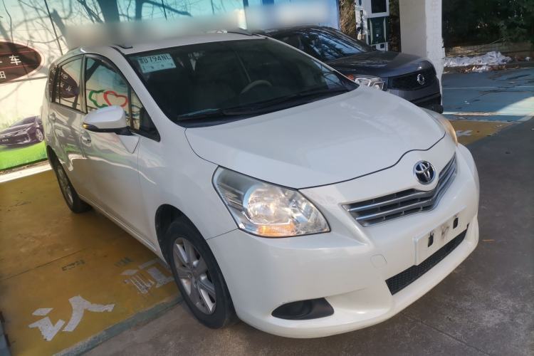 Used Toyota Verso 2014 Starlight 180E CVT Elite Edition
