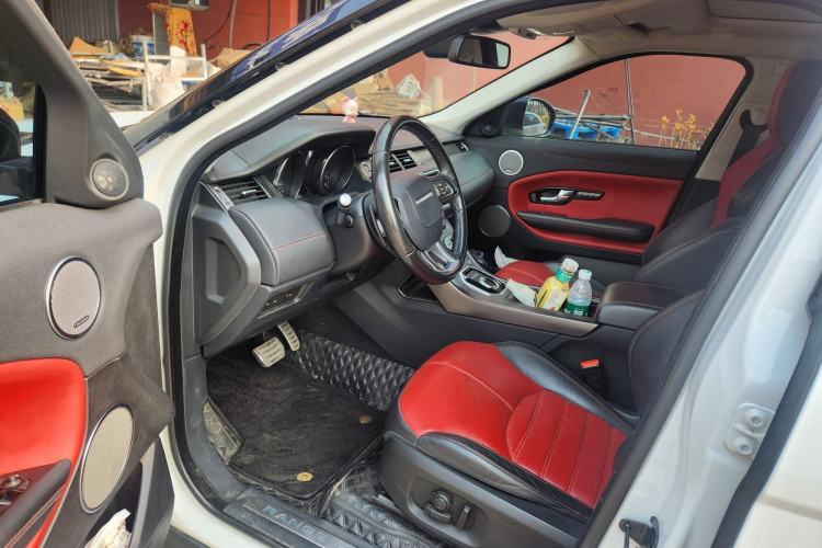 Used Land Rover Range Rover Evoque 2018 240 PS HSE DYNAMIC All-Wheel Drive Edition