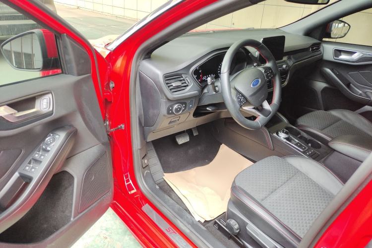 Used Ford Focus 2020 Sedan EcoBoost 180 Automatic ST Line
