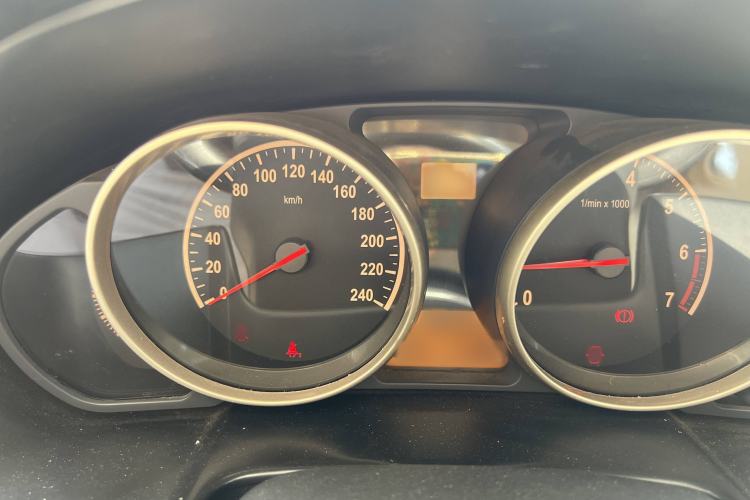 Used Brilliance H330 2013 1.5L Automatic Luxury Model
