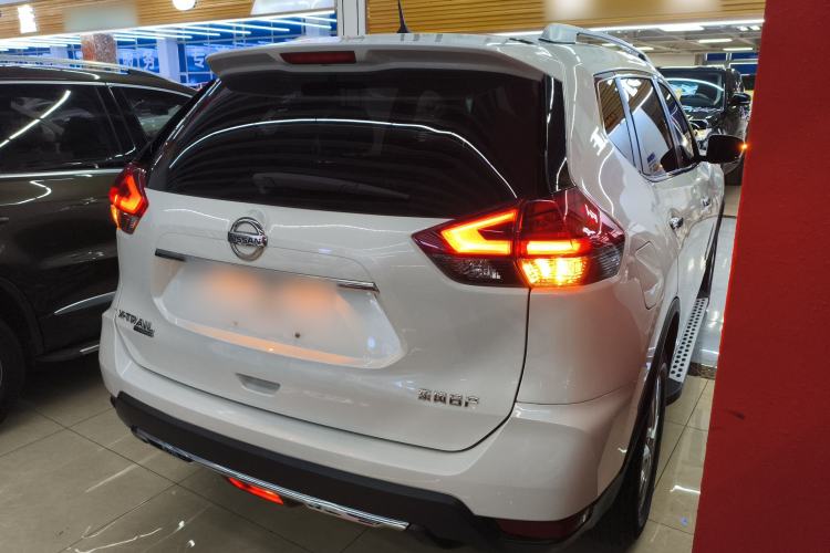 Used Nissan X-Trail 2022 Revised Version 2.0L Two-Wheel Drive Smart Connect Premium Edition
