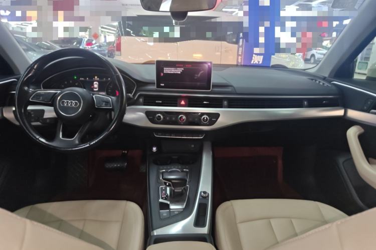 Used Audi A4L 2017 Plus 40 TFSI Ambition Model
