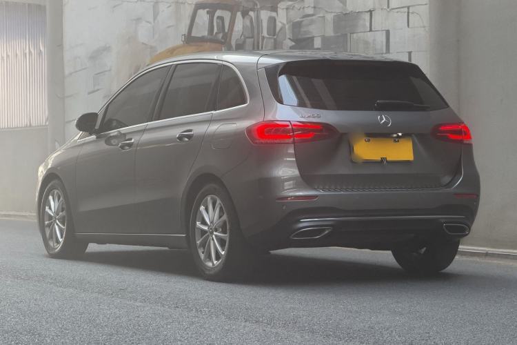 Used Mercedes-Benz B-Class 2022 B 200 Fashion Model
