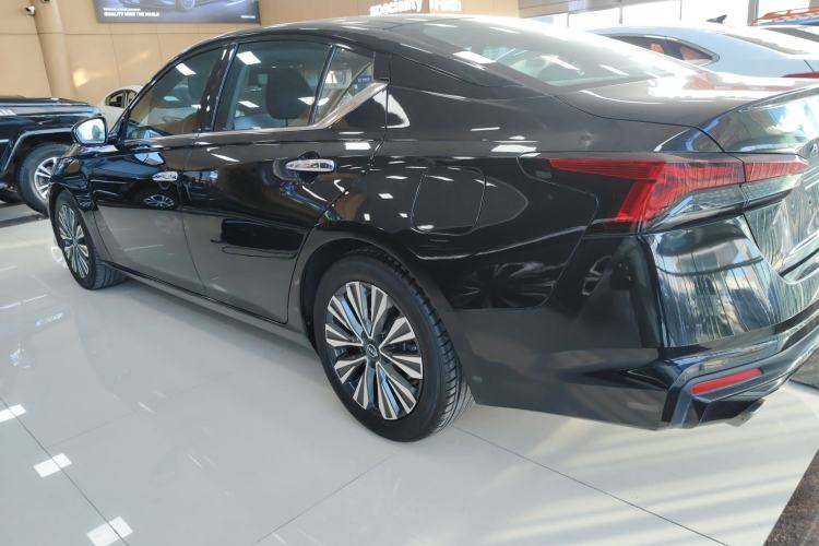 Used Nissan Teana 2022 2.0L XL-TLS Enjoyment Edition
