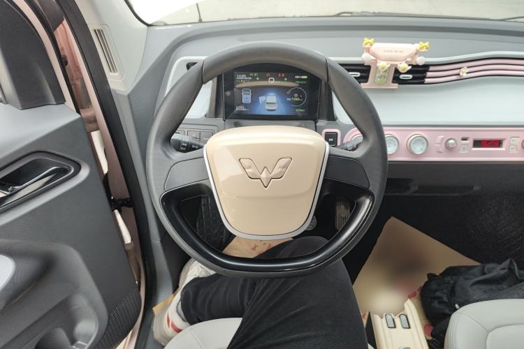 Used Wuling Hongguang MINIEV 2021 Macaron Premium Model – Lithium Iron Phosphate