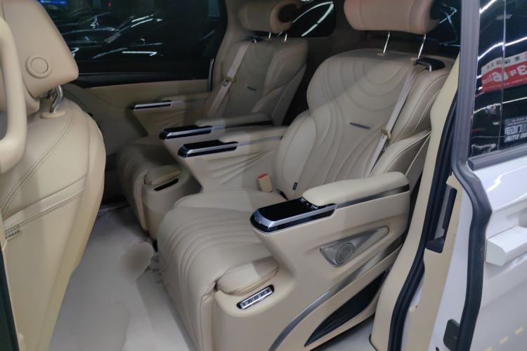 Used Buick GL8 2023 ES Lu Zun Deluxe Model