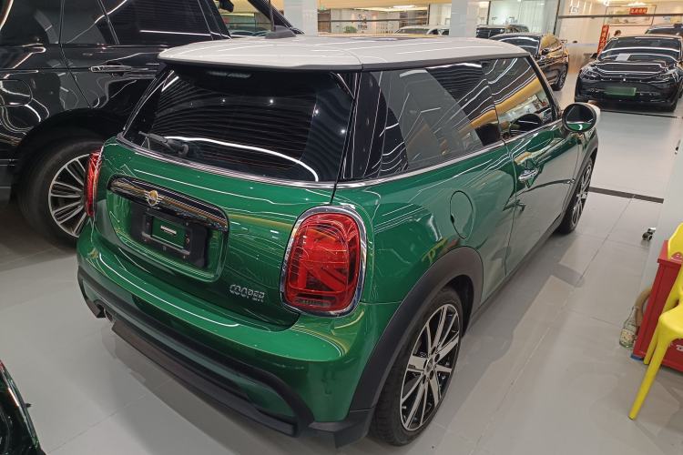 Used  MINI 2023 1.5T COOPER Artist