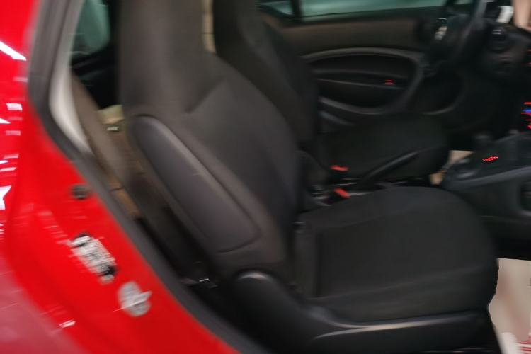 Used smart fortwo 2018 1.0L 52kW Hardtop Dynamic Version China V
