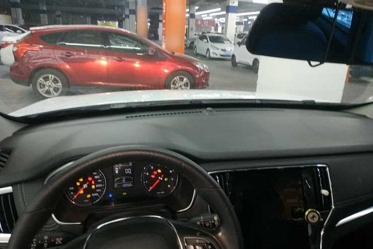 Used Roewe RX5 2016 20T Two-Wheel Drive Automatic Internet Smart Edition
