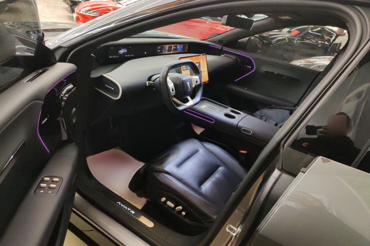 Used  07 2024 Max Extended-Range Edition
