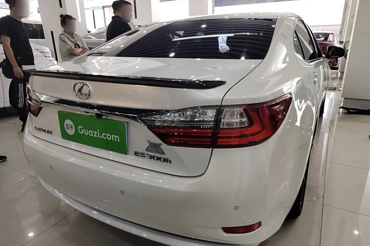 Used Lexus ES 2017 200 30th Anniversary Edition
