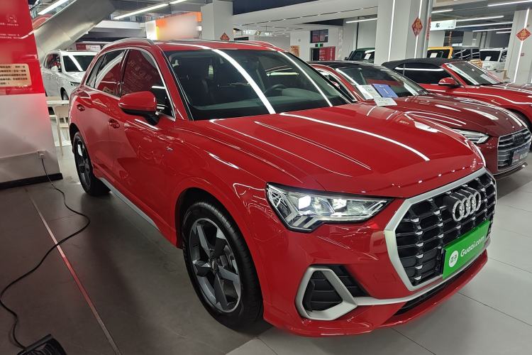 Used Audi Q3 2019 35 TFSI Fashion Dynamic Model